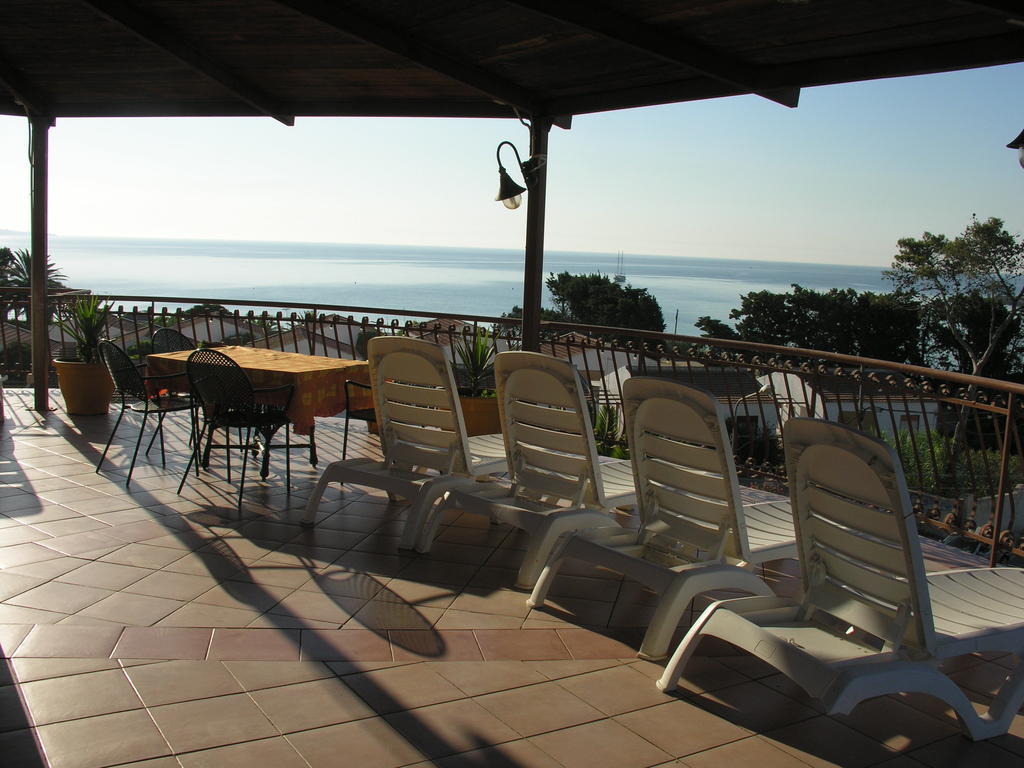 Arenella Beach Rooms Esterno foto
